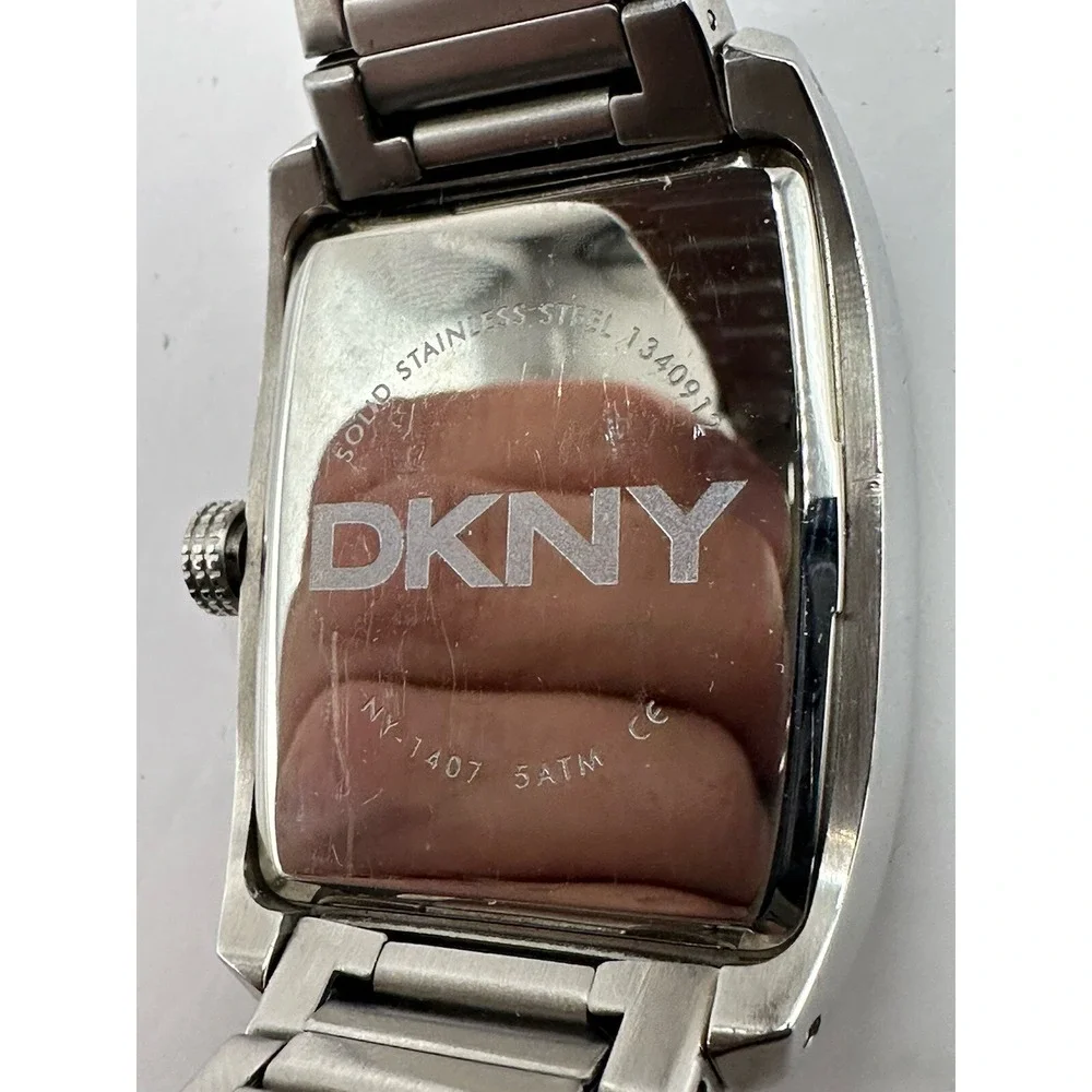Dkny it has
